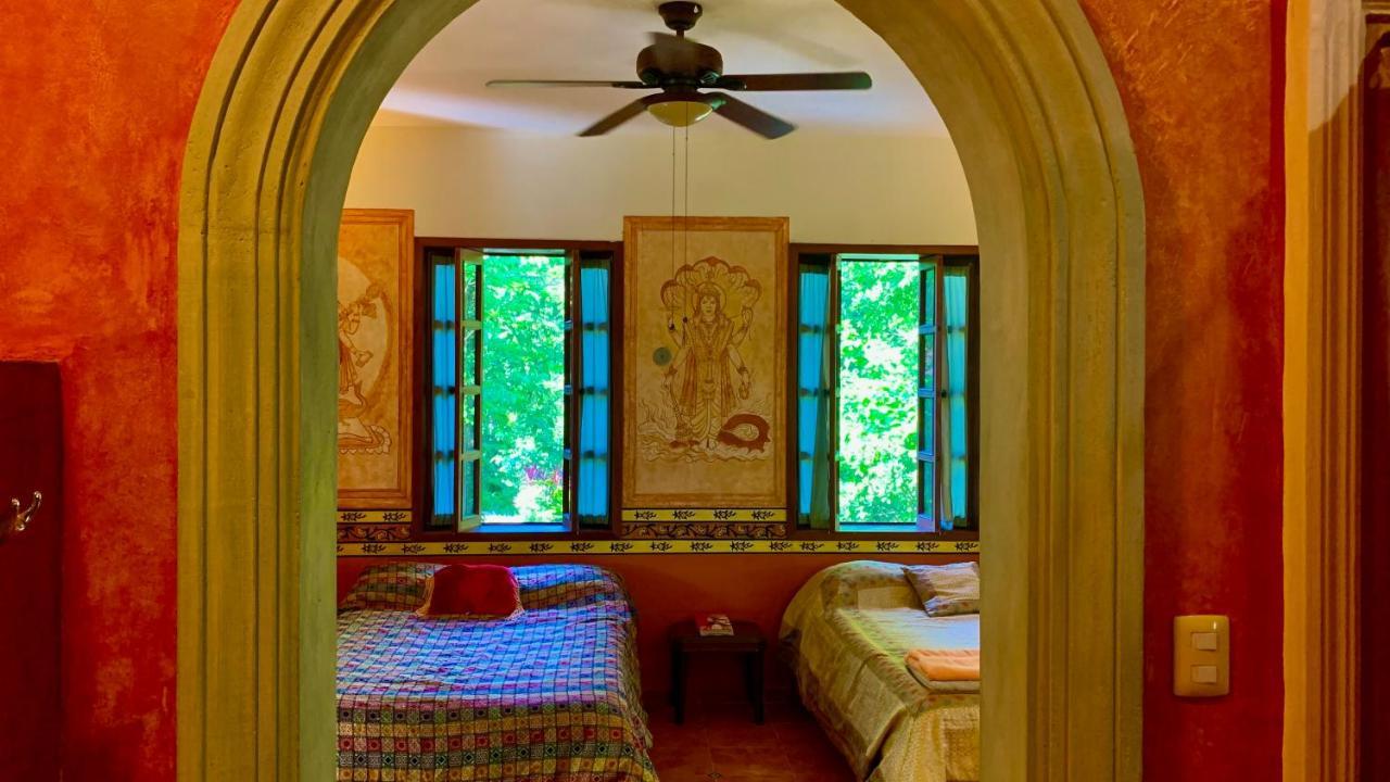 Gardenhotel Macan Che B&B Izamal Exterior foto