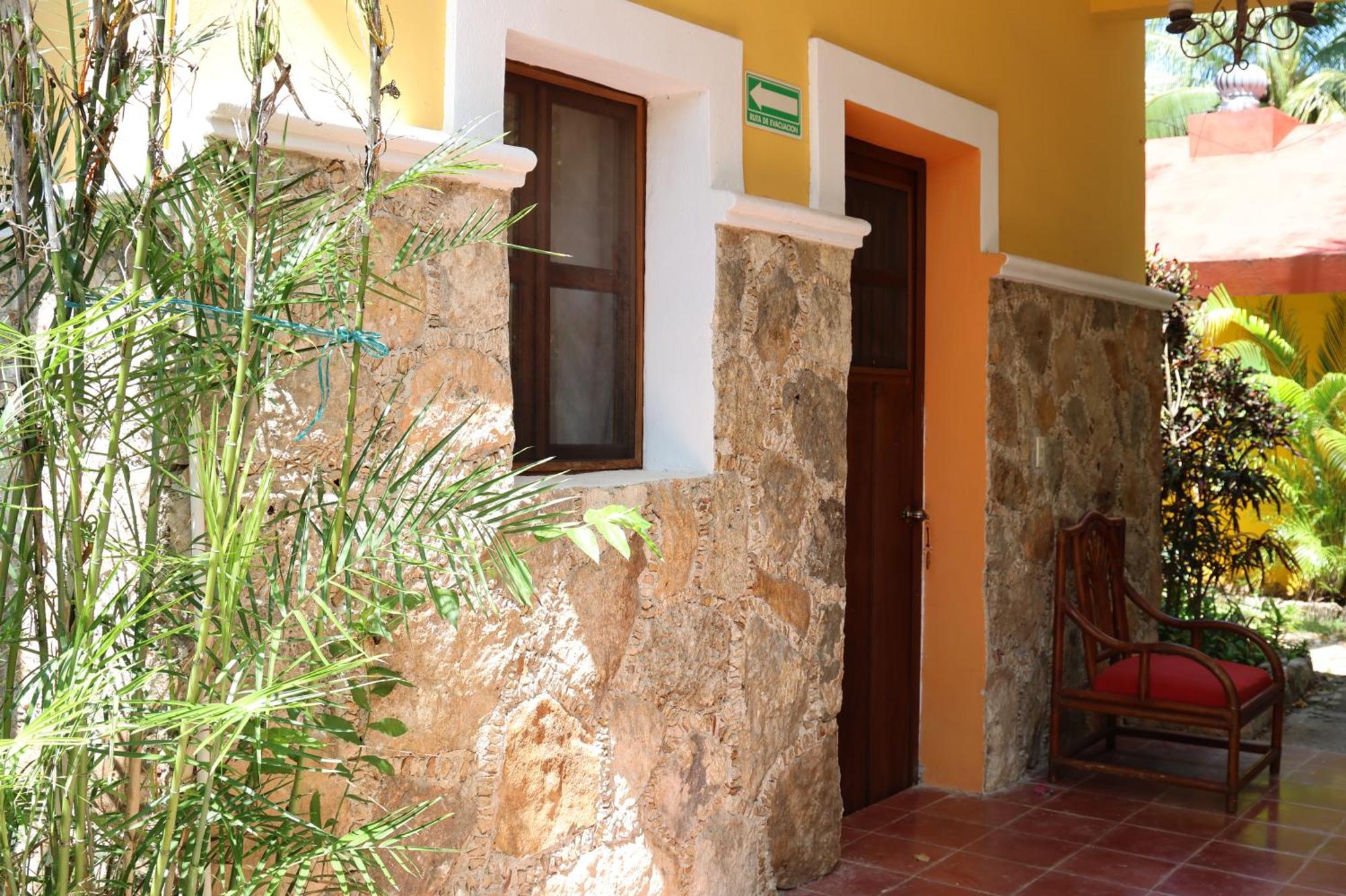 Gardenhotel Macan Che B&B Izamal Exterior foto